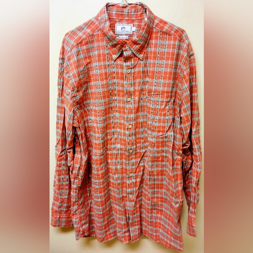 Southern Tide Men's Classic Fit long sleeve button up shirt